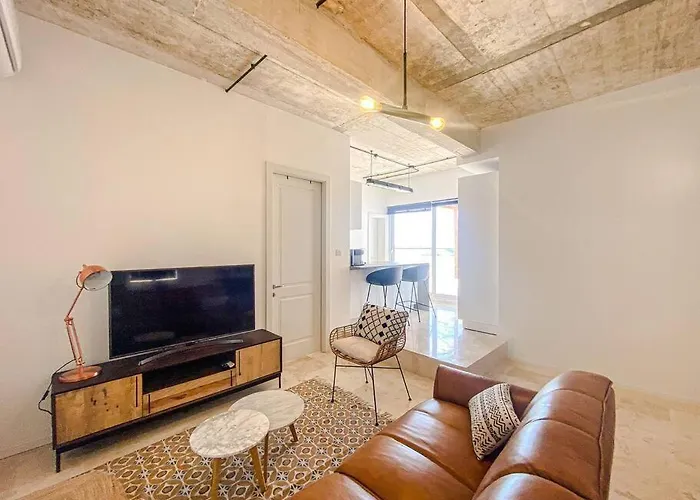 Valletta Vista Penthouse Where Sky Meets History By Solea 公寓