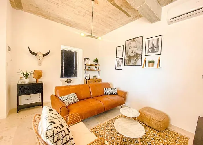 公寓 Valletta Vista Penthouse Where Sky Meets History By Solea 斯利马