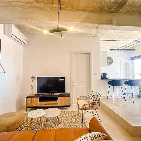 Valletta Vista Penthouse Where Sky Meets History By Solea * スリーマ